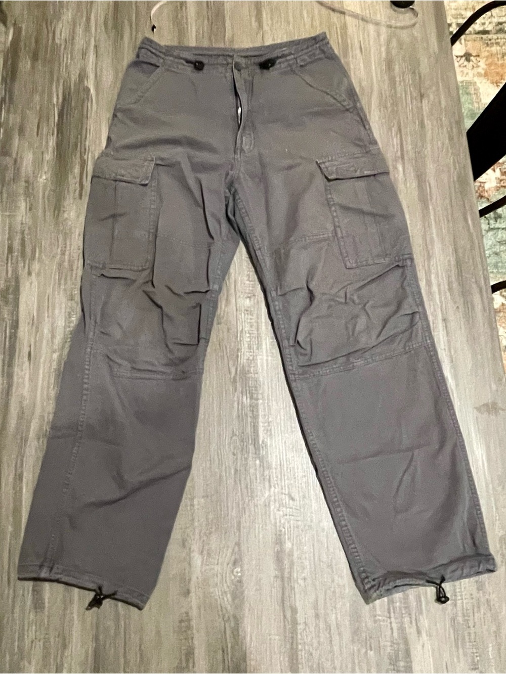 Brandy Melville Gray Cargo Pants - Utility Pockets